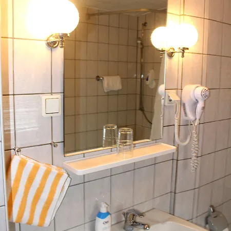 Am Roonplatz ホテル