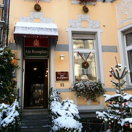 Am Roonplatz ホテル