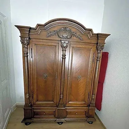Am Roonplatz Hotel 2*