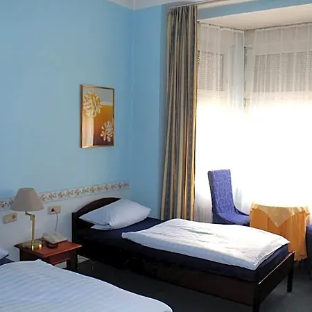 Am Roonplatz Hotel Bonn