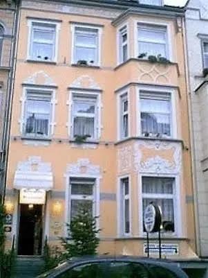 Am Roonplatz 2* Бонн