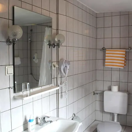 Am Roonplatz Hotel